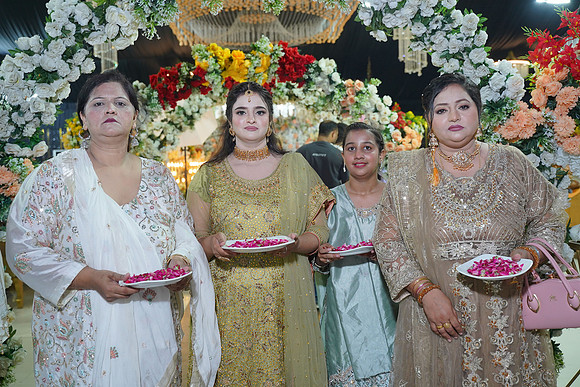 Jamshaid & Hajra Walima 00729