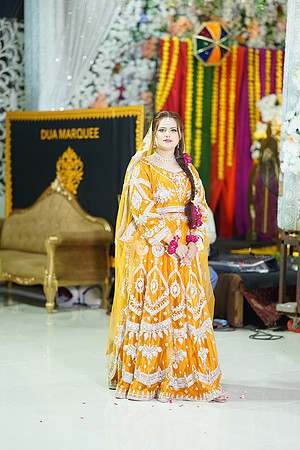 Jamshaid & Hajra Mehndi 00111
