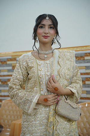 Jamshaid & Hajra Barat 00143