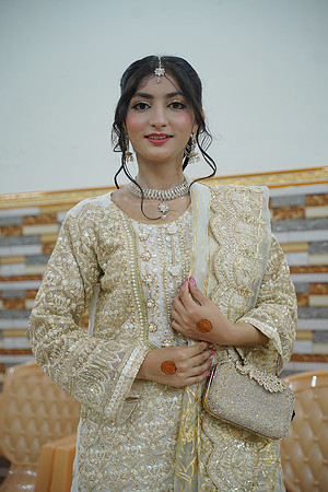 Jamshaid & Hajra Barat 00144