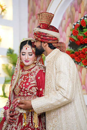 Jamshaid & Hajra Barat 00083