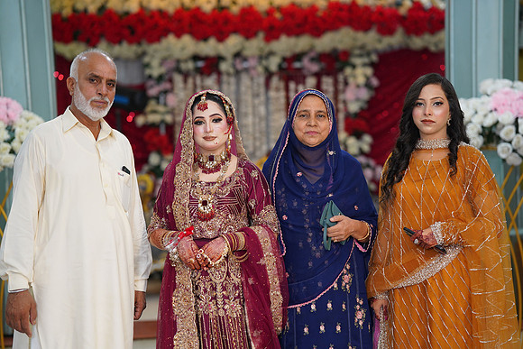 Maryam & Sultan Barat 00307