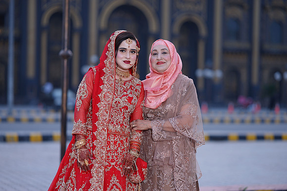 Iqra & Touqeer Barat 00032