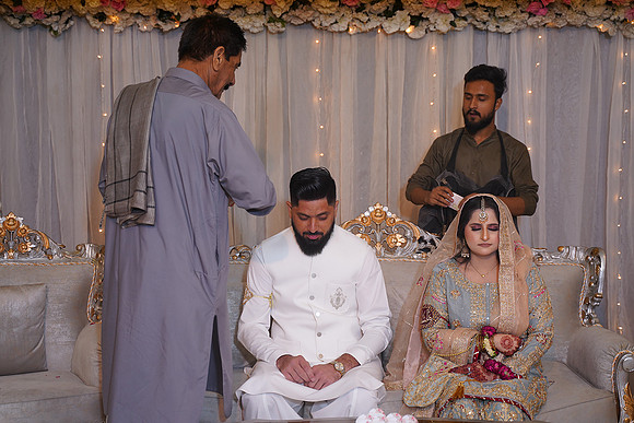 Hassan & Rahila Baat Pakki 00455