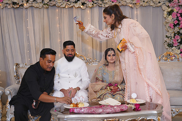 Hassan & Rahila Baat Pakki 00526