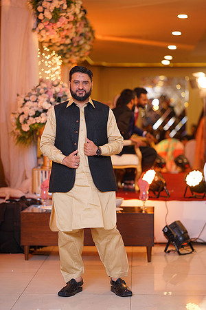 Iqra & Touqeer Walima 00233