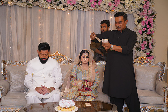 Hassan & Rahila Baat Pakki 00469