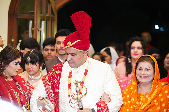Rashid & Amina Barat 00177