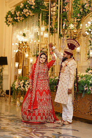 Iqra & Touqeer Barat 00227