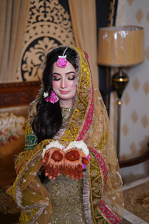Maryam & Sultan Mehndi 00074