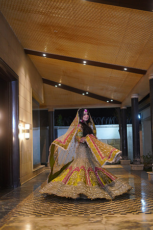 Maryam & Sultan Mehndi 00174