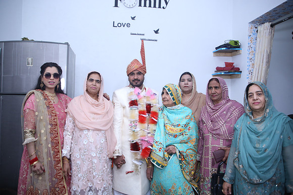 Barat Wedding Photographed by Fatima Studio 00115
