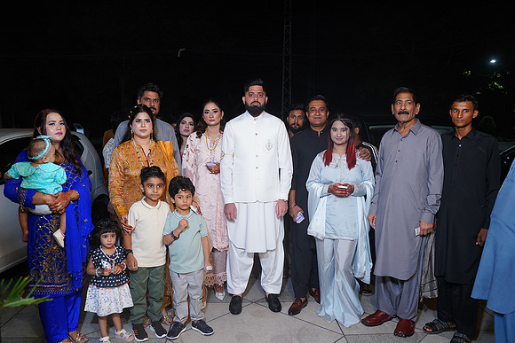 Hassan & Rahila Baat Pakki 00165