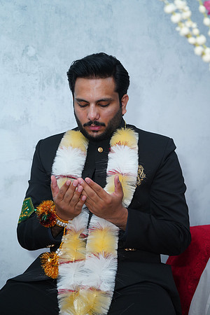 Ehtasham & Amna Barat  00212