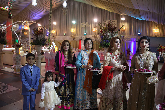 Barat Wedding Photographed by Fatima Studio 00251