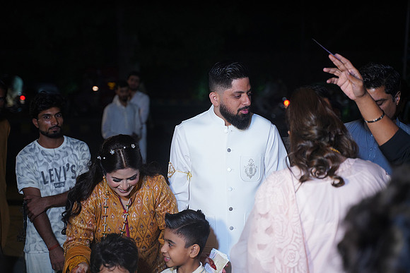 Hassan & Rahila Baat Pakki 00156