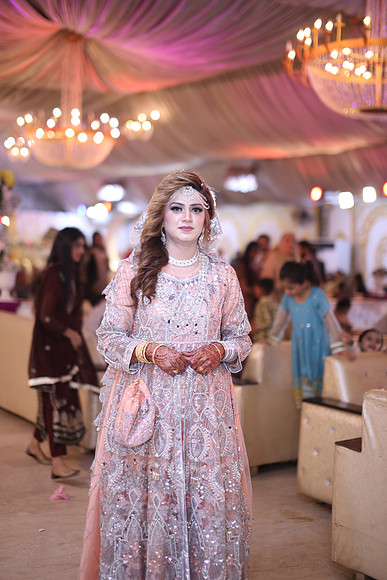 Walima Wedding Photographed by Fatima Studio 00166