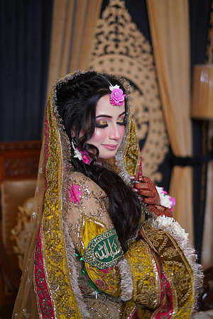 Maryam & Sultan Mehndi 00072