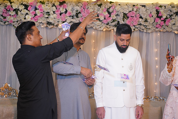 Hassan & Rahila Baat Pakki 00207