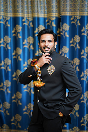 Ehtasham & Amna Barat  00032
