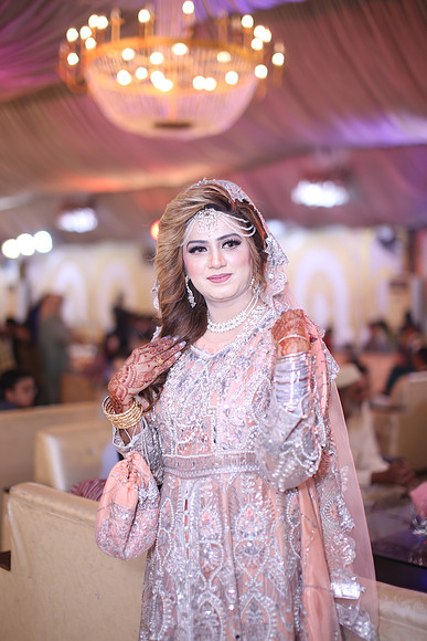 Walima Wedding Photographed by Fatima Studio 00178