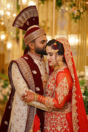 Iqra & Touqeer Barat 00192