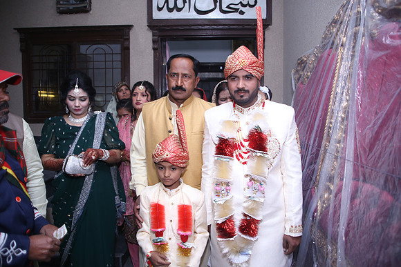 Barat Wedding Photographed by Fatima Studio 00132