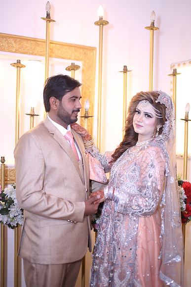 Walima Wedding Photographed by Fatima Studio 00104
