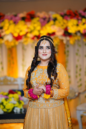 Iqra & Touqeer Mehndi 00011
