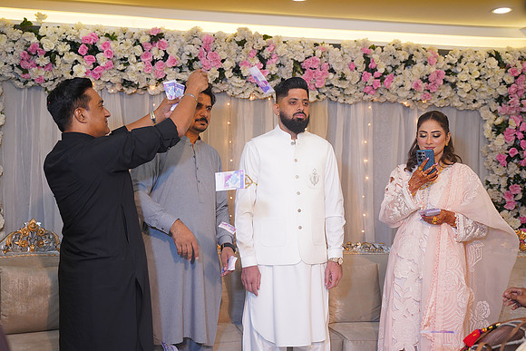 Hassan & Rahila Baat Pakki 00212