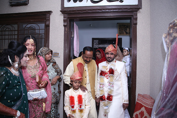 Barat Wedding Photographed by Fatima Studio 00131