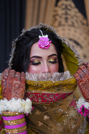Maryam & Sultan Mehndi 00036