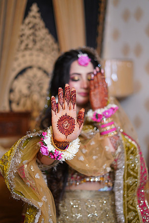 Maryam & Sultan Mehndi 00079