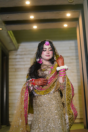 Maryam & Sultan Mehndi 00118