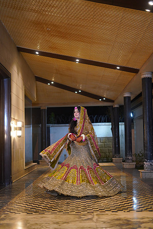 Maryam & Sultan Mehndi 00164