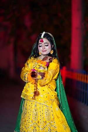 Ehtasham & Amna Mehndi  00009