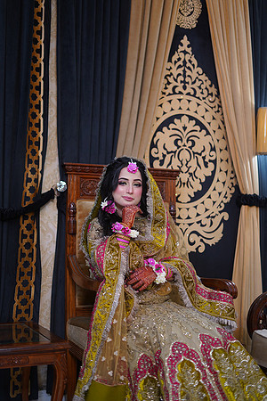 Maryam & Sultan Mehndi 00056