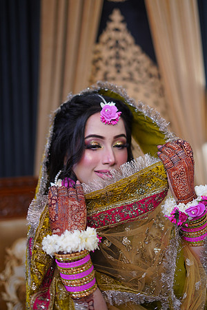 Maryam & Sultan Mehndi 00033