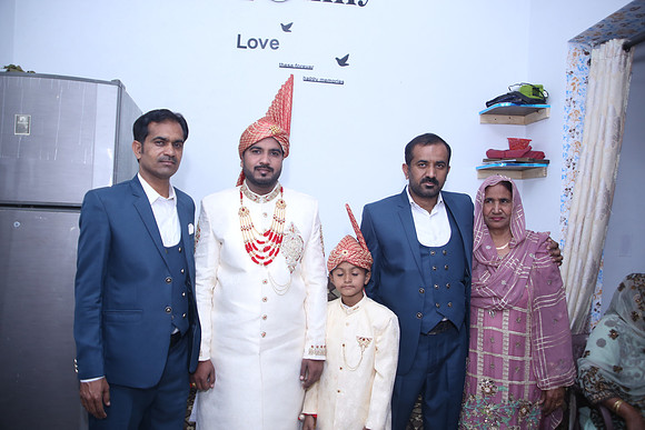 Barat Wedding Photographed by Fatima Studio 00034
