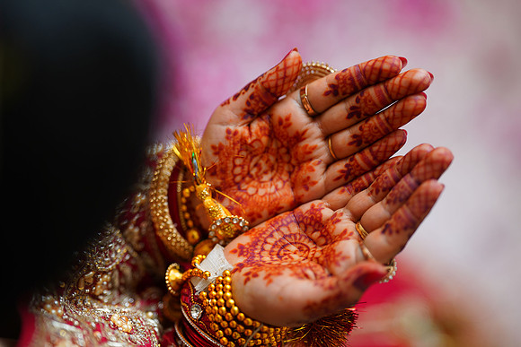 Ehtasham & Amna Barat  00079