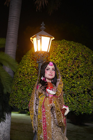 Maryam & Sultan Mehndi 00255