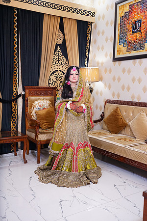 Maryam & Sultan Mehndi 00093