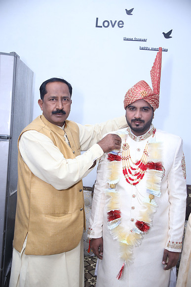 Barat Wedding Photographed by Fatima Studio 00041