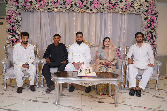 Hassan & Rahila Baat Pakki 00576