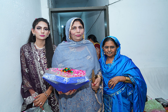 Ehtasham & Amna Barat  00166