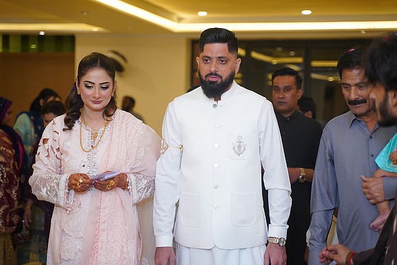 Hassan & Rahila Baat Pakki 00198