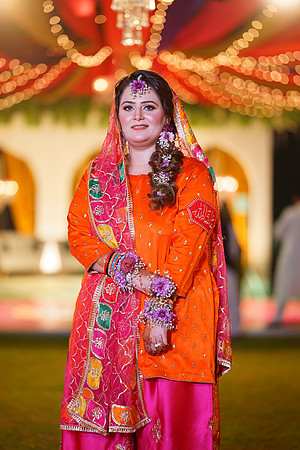 Ammara & Azeem Mehndi 00044