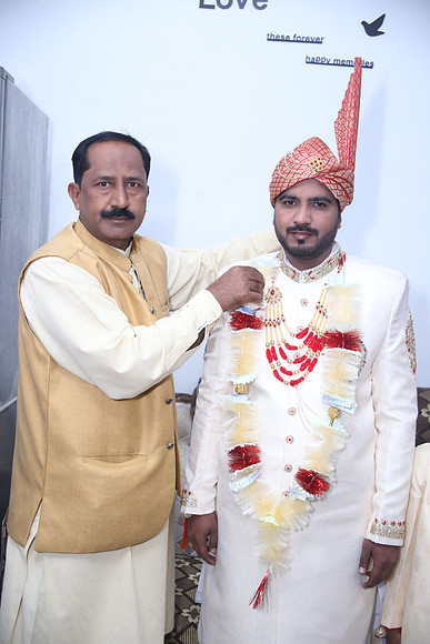 Barat Wedding Photographed by Fatima Studio 00042
