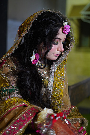 Maryam & Sultan Mehndi 00139