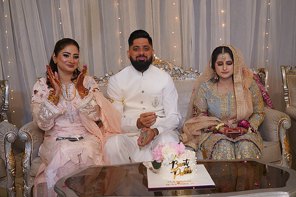 Hassan & Rahila Baat Pakki 00567